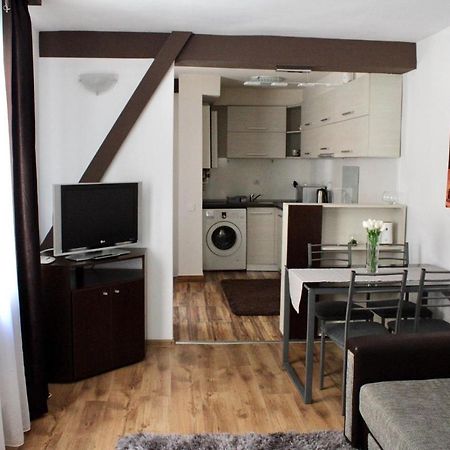 شقة براشوف  في Long House المظهر الخارجي الصورة